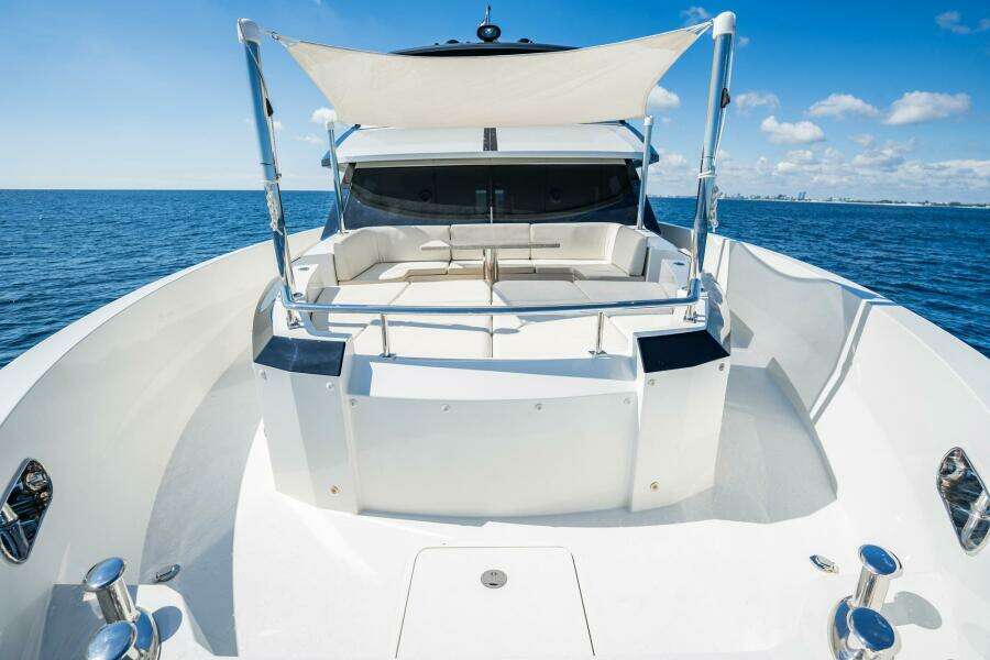 2021 Ocean Alexander 27 Explorer