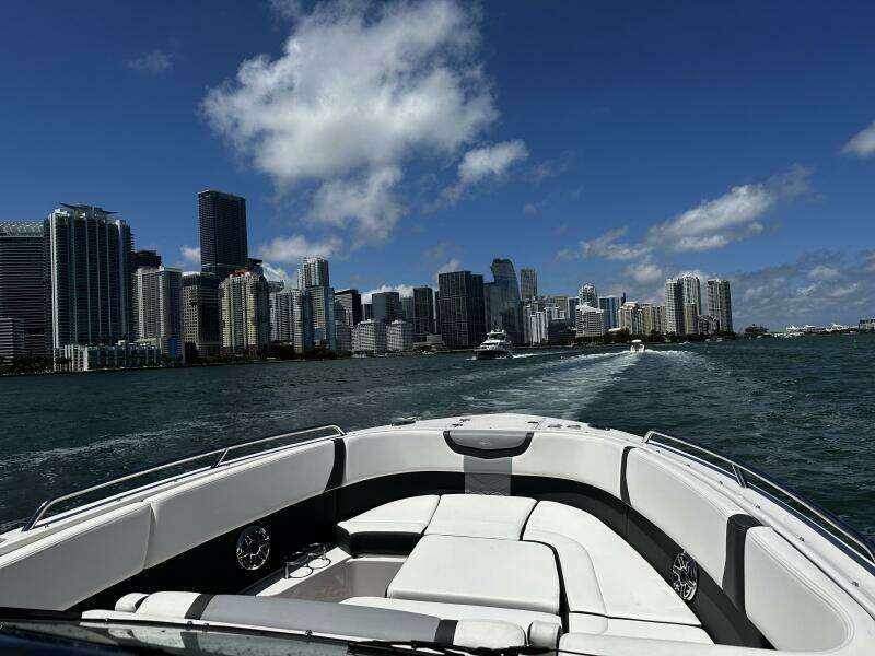 2022 Chaparral 280 OSX