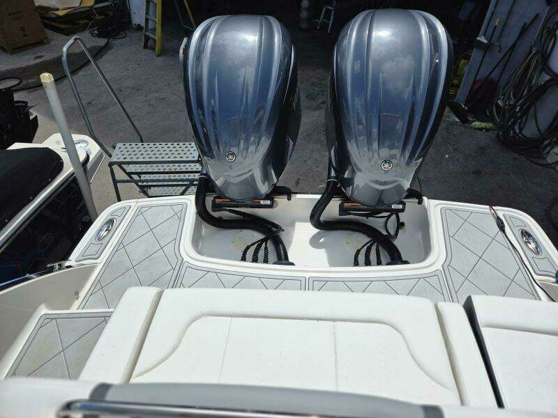 2022 Chaparral 280 OSX