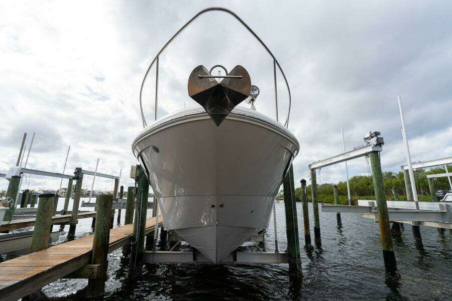 2016 Sea Ray 330 Sundancer