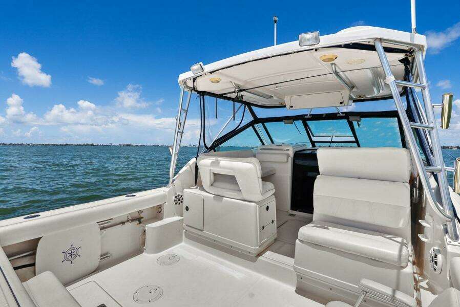 2003 Tiara Yachts 3100 Open LE