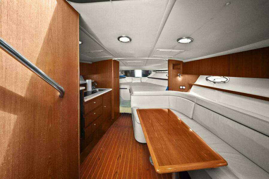 2003 Tiara Yachts 3100 Open LE