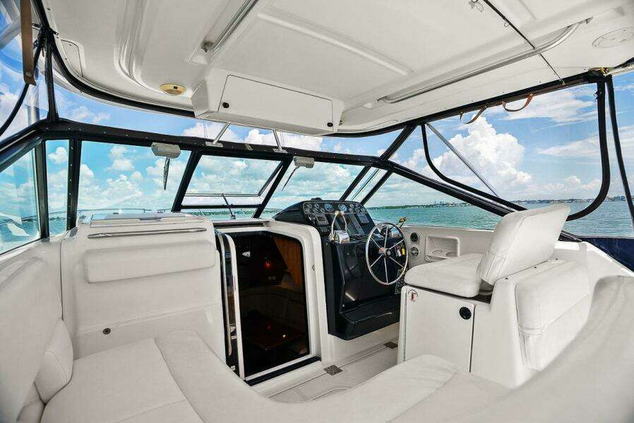 2003 Tiara Yachts 3100 Open LE