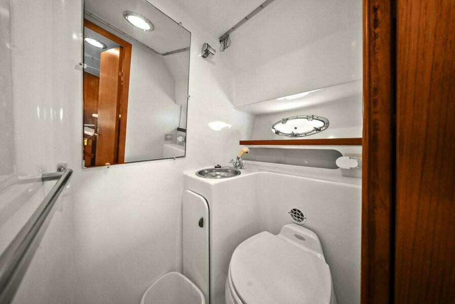 2003 Tiara Yachts 3100 Open LE