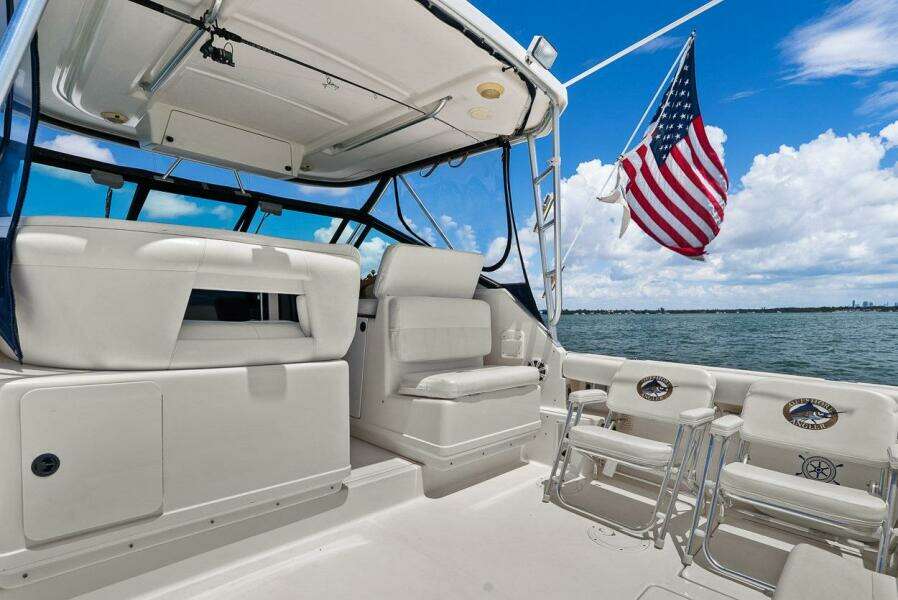 2003 Tiara Yachts 3100 Open LE
