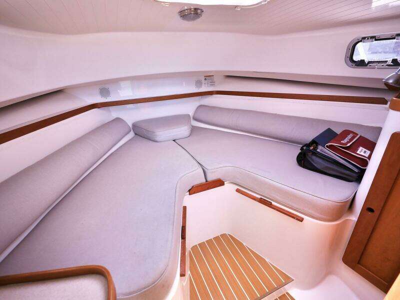 Vee Berth Without Filler