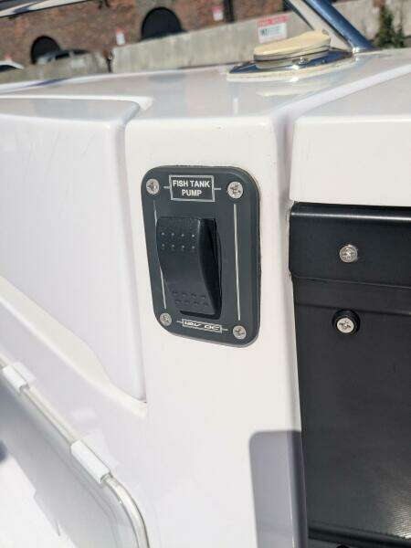 2024 Axopar 37 Cross Cabin with Bench Seat, V10s