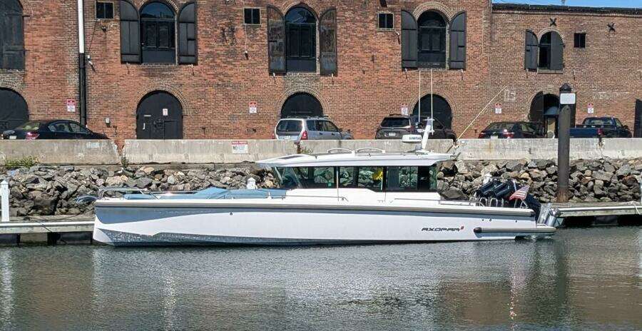 2024 Axopar 37 Cross Cabin with Bench Seat, V10s