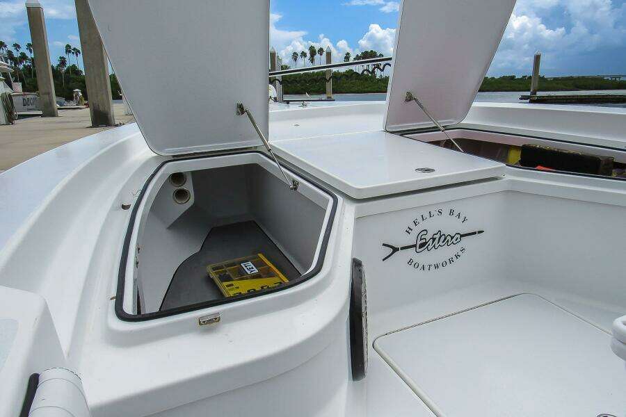 2020 Hell's Bay Boatworks 25 Estero