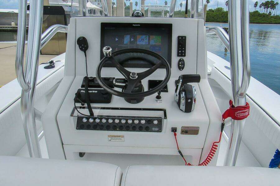 2020 Hell's Bay Boatworks 25 Estero