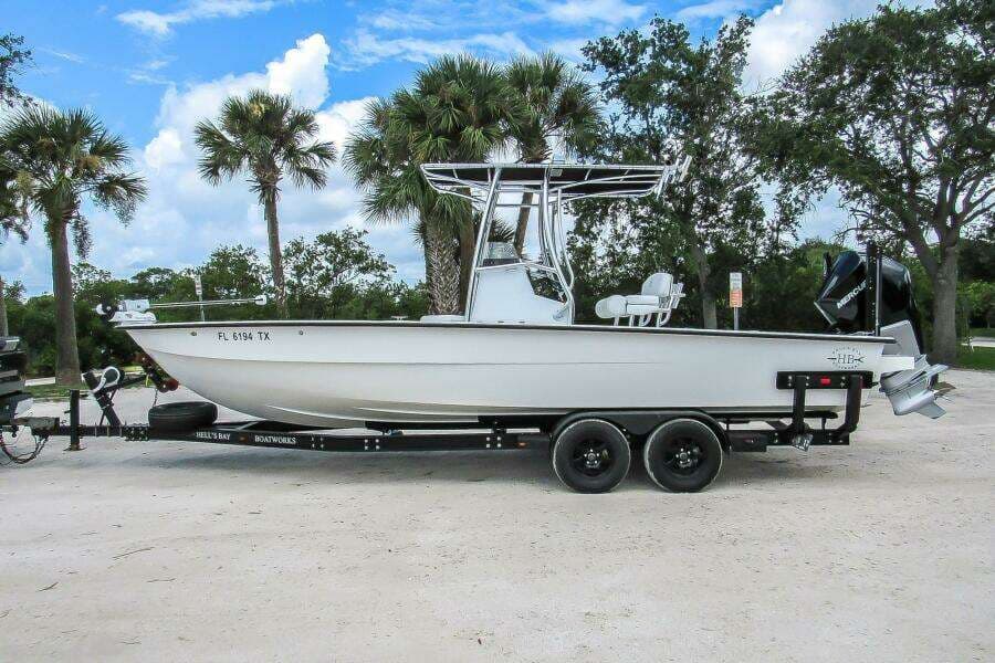 2020 Hell's Bay Boatworks 25 Estero