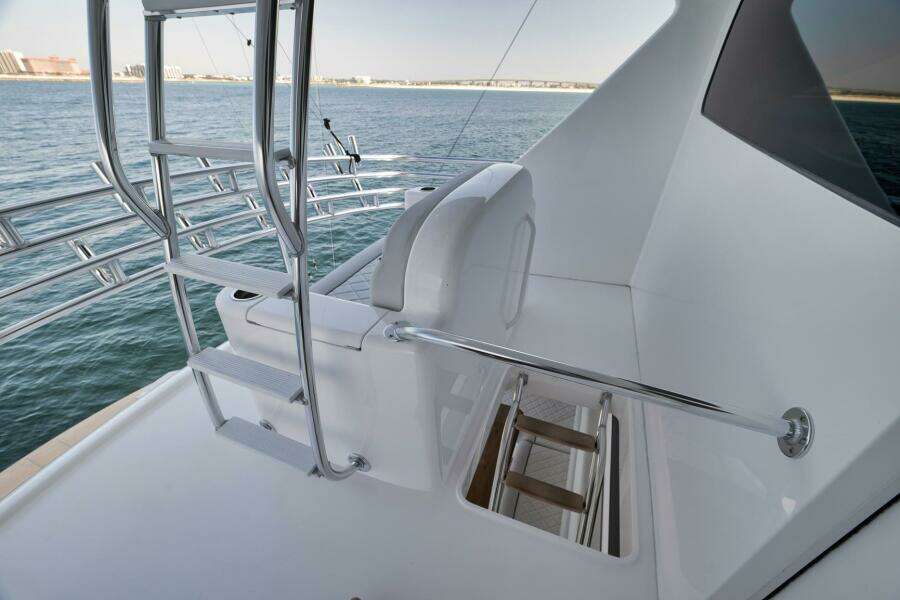 2025 Viking 90 Convertible- NIKKI BELLA- Mezzanine