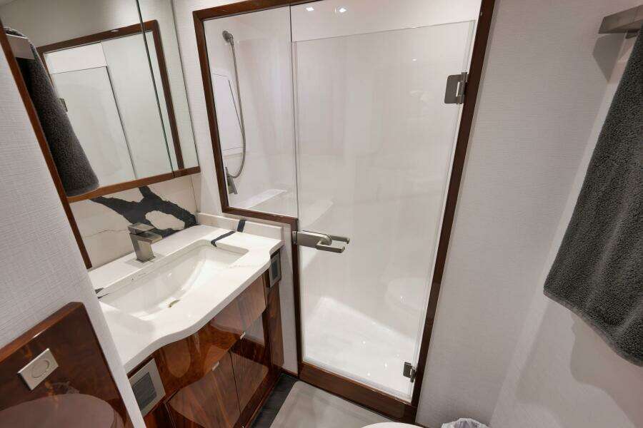 2025 Viking 90 Convertible- NIKKI BELLA- Port Stateroom Head