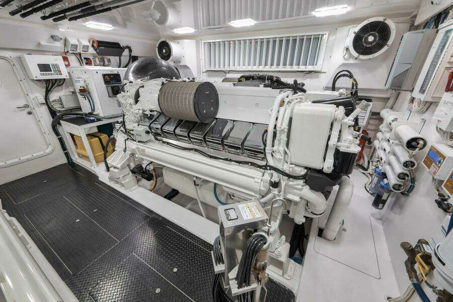 2025 Viking 90 Convertible- NIKKI BELLA- Engine Room