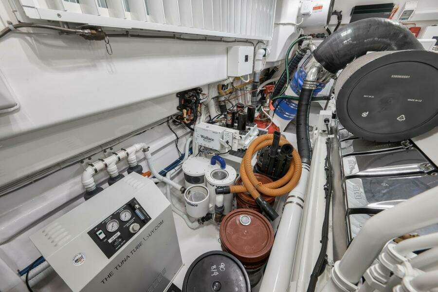 2025 Viking 90 Convertible- NIKKI BELLA- Engine Room