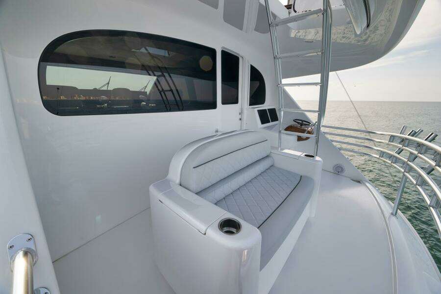 2025 Viking 90 Convertible- NIKKI BELLA- Mezzanine