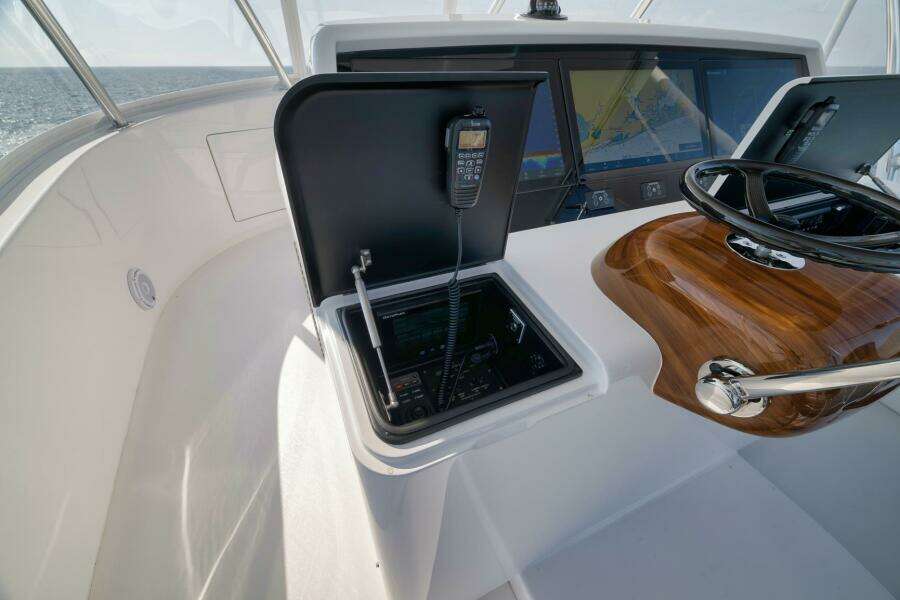 2025 Viking 90 Convertible- NIKKI BELLA- Flybridge Helm