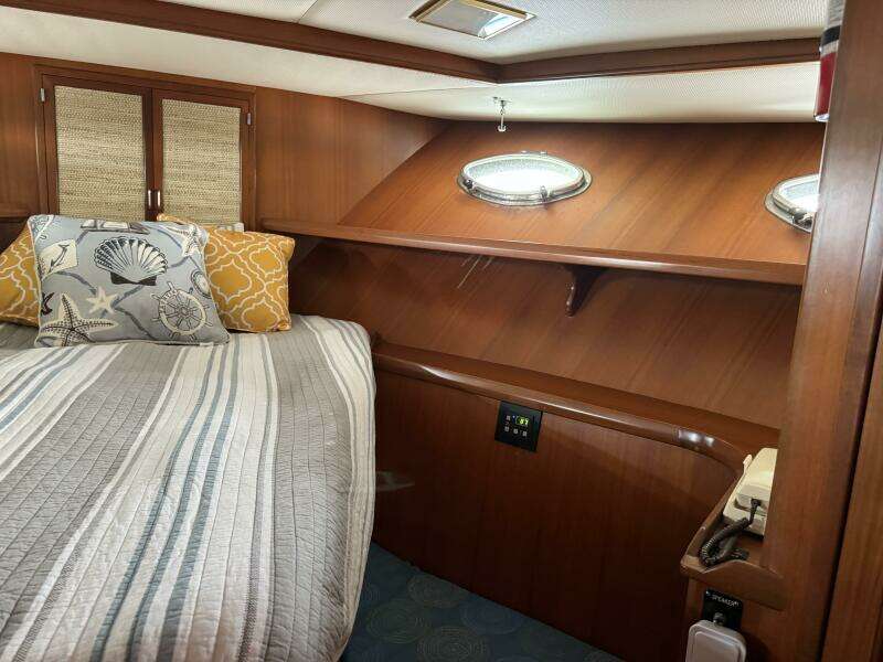 1990 Marine Trader Tradewinds