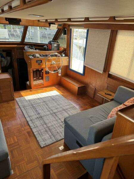 1990 Marine Trader Tradewinds