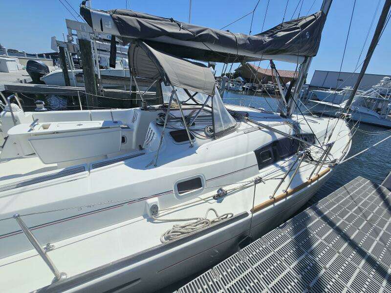2009 Beneteau Cyclades 43.3