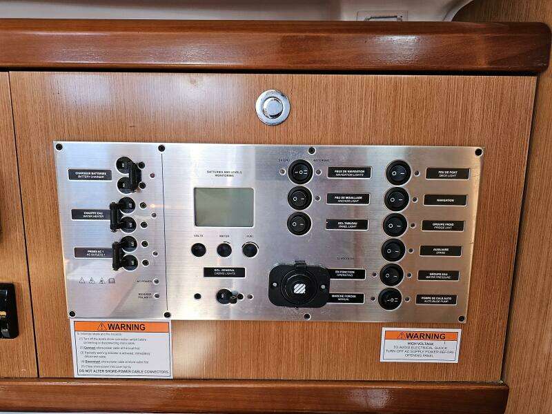 2009 Beneteau Cyclades 43.3