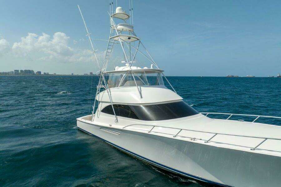 2015 Viking 66 No Collars - Profile