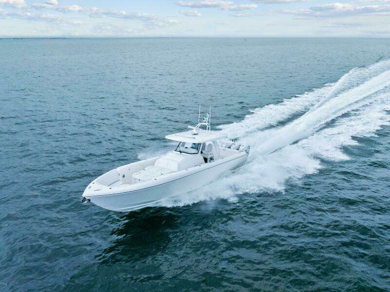 2020 Intrepid 400 CC - Profile