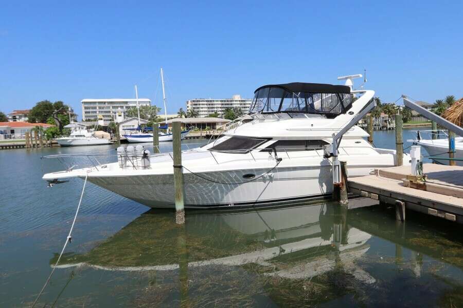 2003 Sea Ray 450 Express Bridge