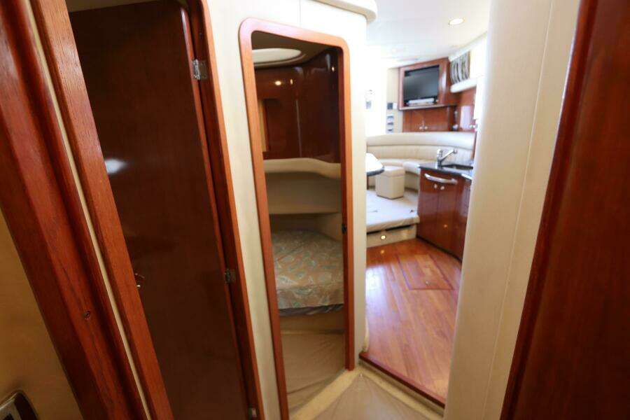 2003 Sea Ray 450 Express Bridge
