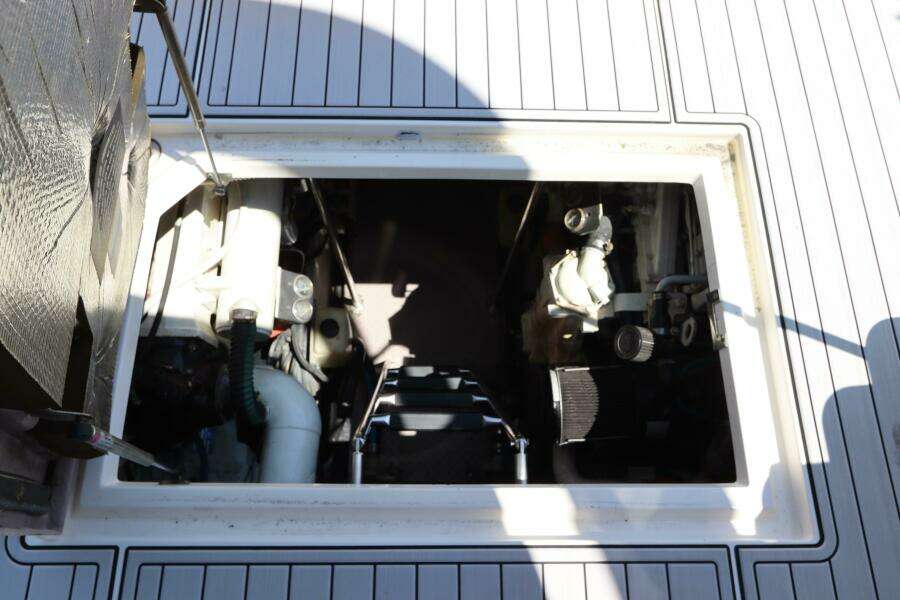 2003 Sea Ray 450 Express Bridge