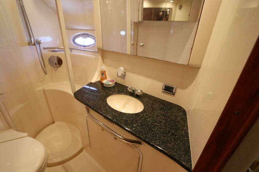 2003 Sea Ray 450 Express Bridge