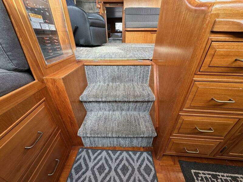 1993 Ocean Alexander 460