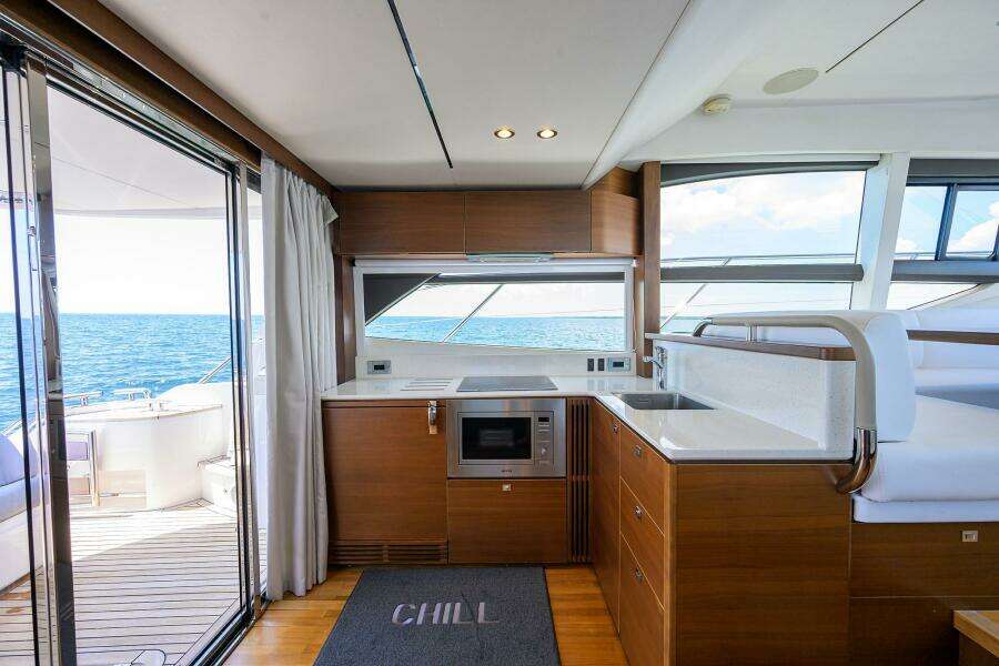 Princess F49 Chill- Galley/Salon