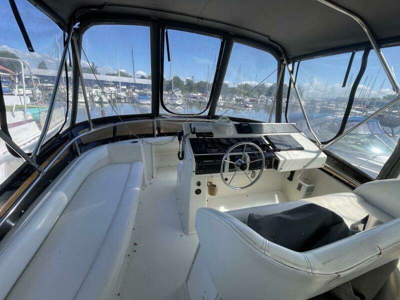 1994 Silverton 34 Motor Yacht