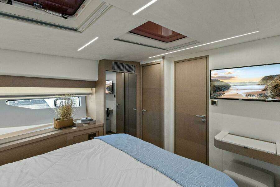 2022 59 Prestige Flybridge - How Sweet It Its - VIP Stateroom