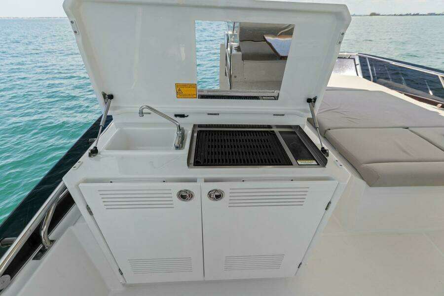 2022 59 Prestige Flybridge - How Sweet It Its - Flybridge Grill 