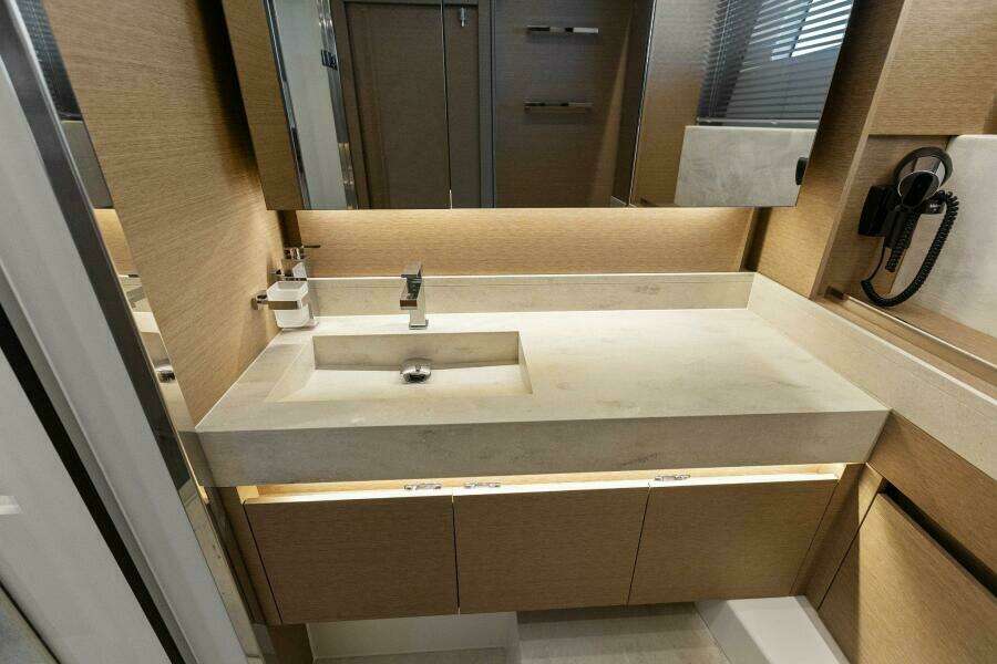 2022 59 Prestige Flybridge - How Sweet It Its - Master Head