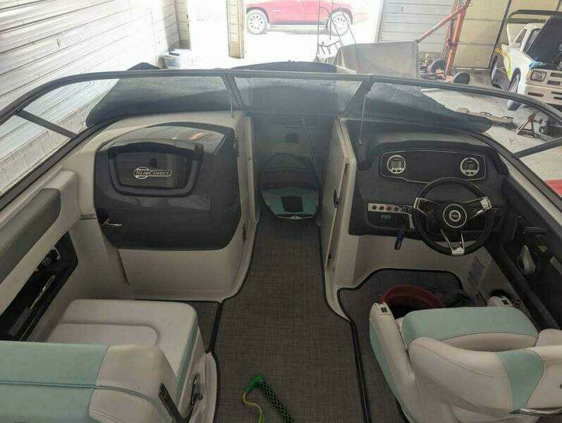 2021 Chaparral 230 SUNCOAST