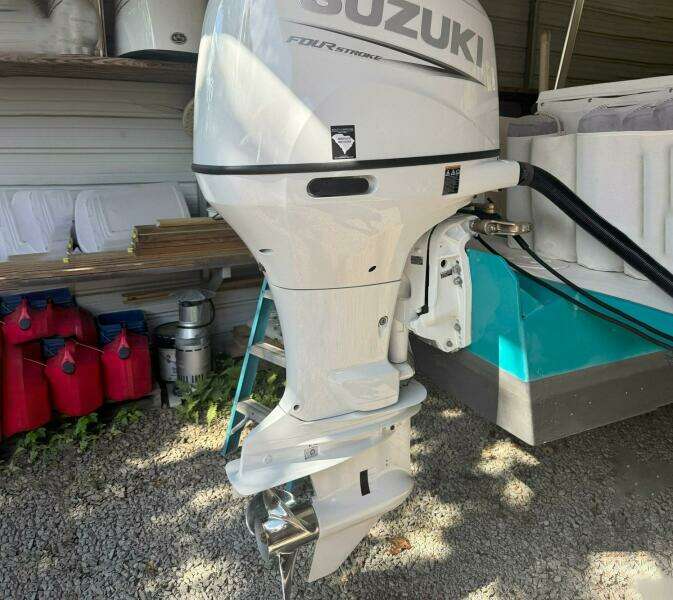 2017 Atlas Acadia 25