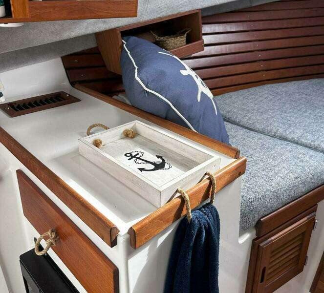 2017 Atlas Acadia 25