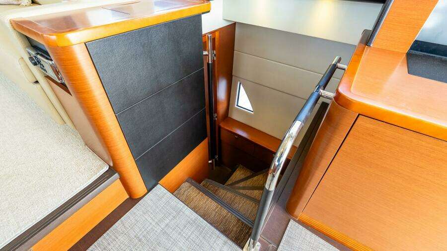 2014 Prestige 550 Flybridge