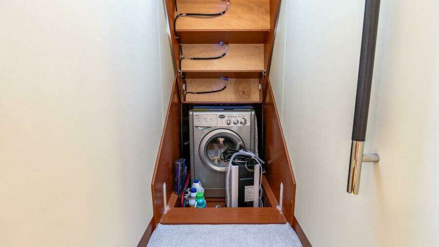 2014 Prestige 550 Flybridge