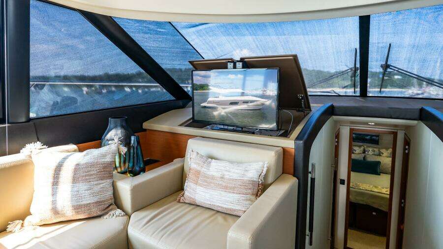 2014 Prestige 550 Flybridge