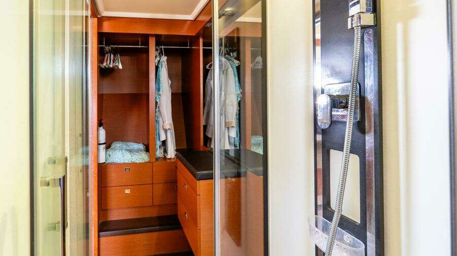 2014 Prestige 550 Flybridge