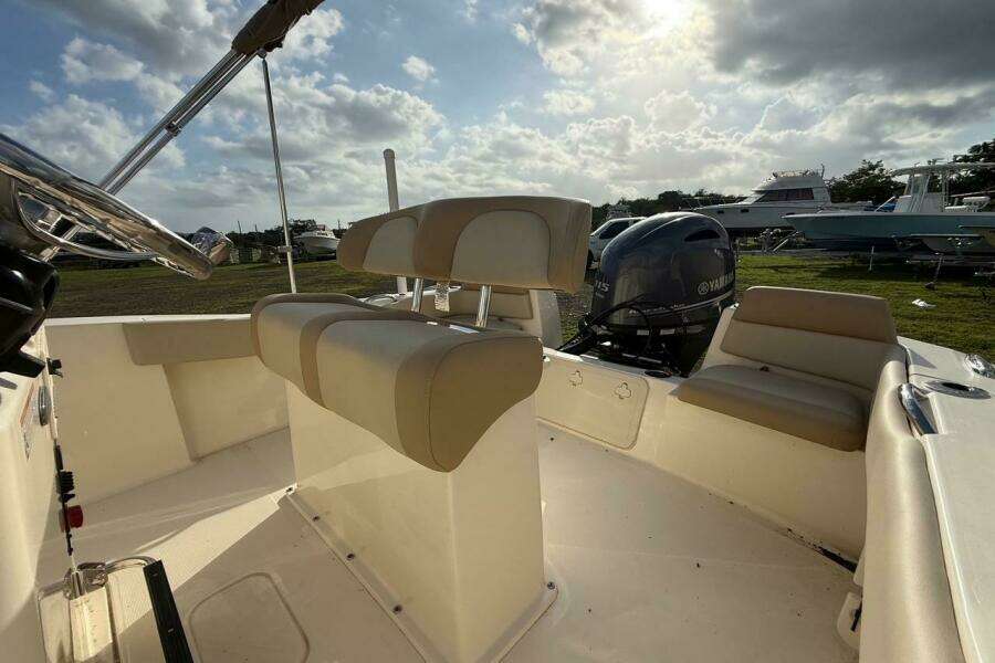 2026 Scout 195 Sportfish