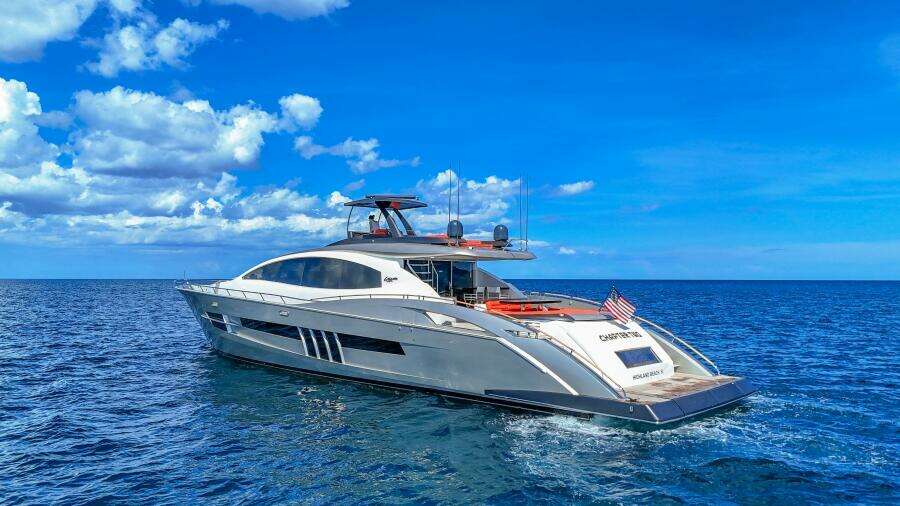 2010 Lazzara Yachts LSX 92