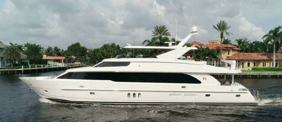 2017 Hargrave Raised Pilothouse