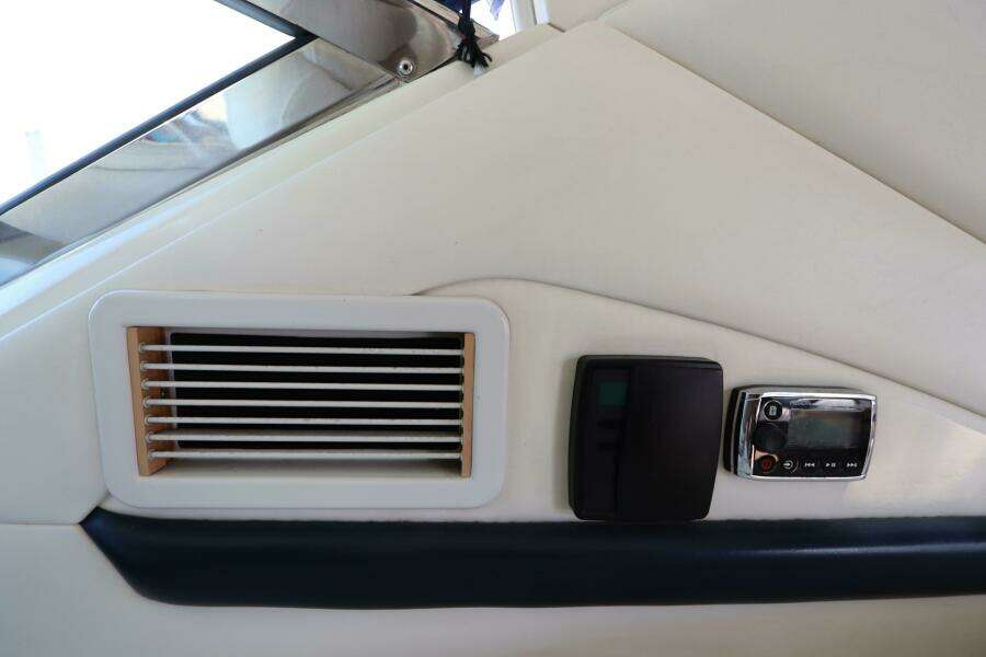 2004 Sea Ray 420 Sundancer