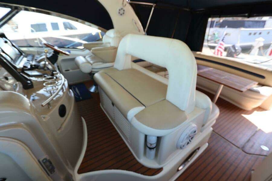 2004 Sea Ray 420 Sundancer