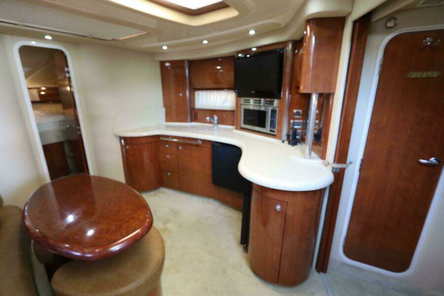 2004 Sea Ray 420 Sundancer